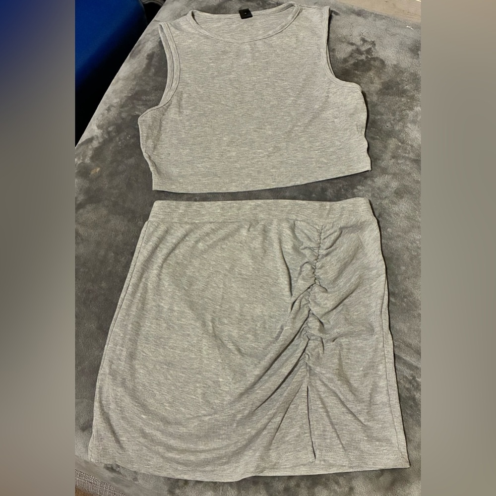 SHEIN Gray Crop Top Set